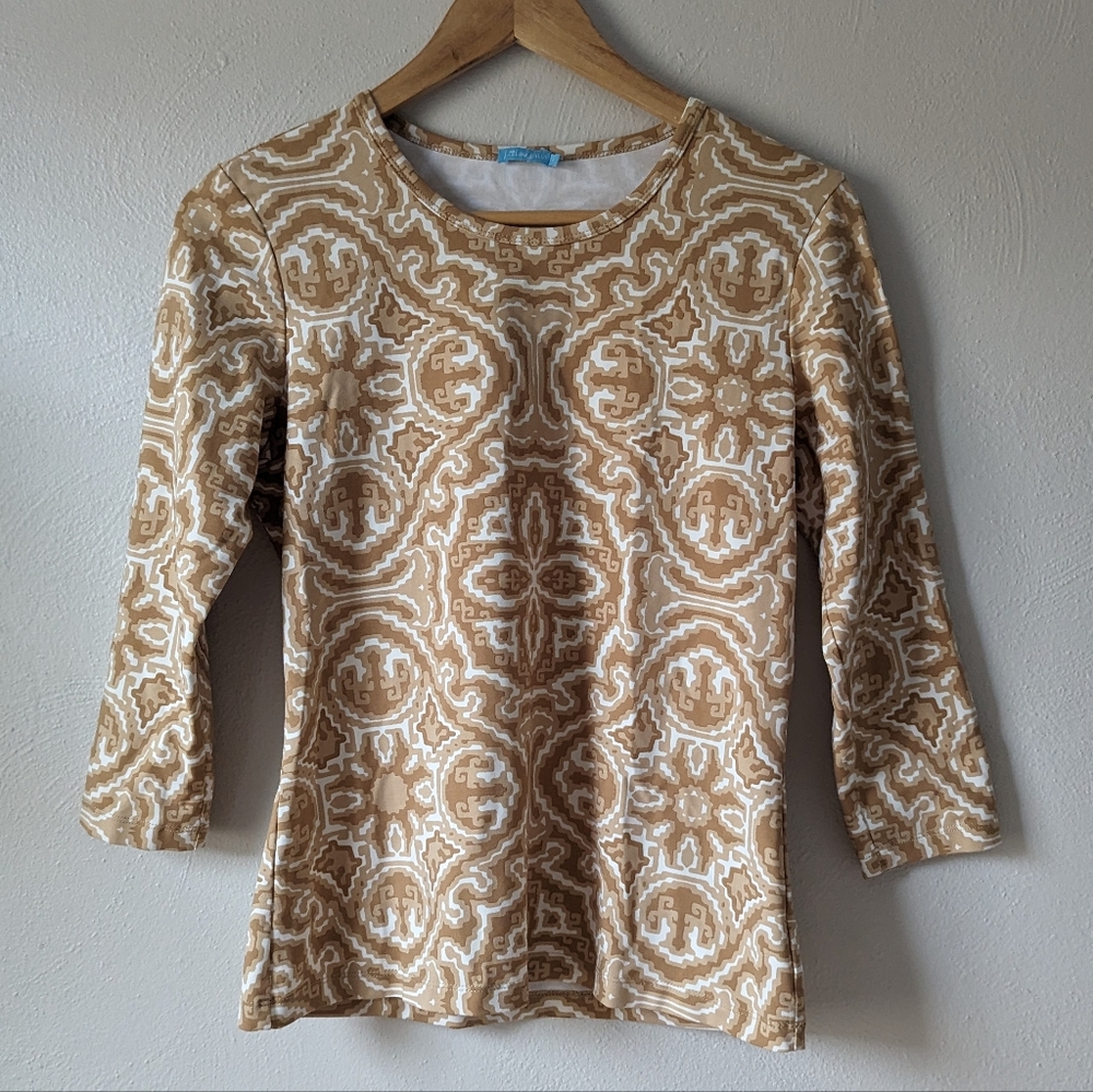 J McLaughlin Catalina Cloth Top Small 3/4 Sleeve Beige White Geometric Classic